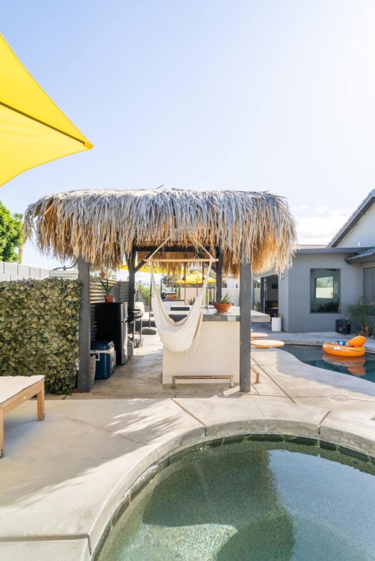 Desert Paradise Salt Water Pool & Spa 1 Mile To Coachella Fest إنديو المظهر الخارجي الصورة